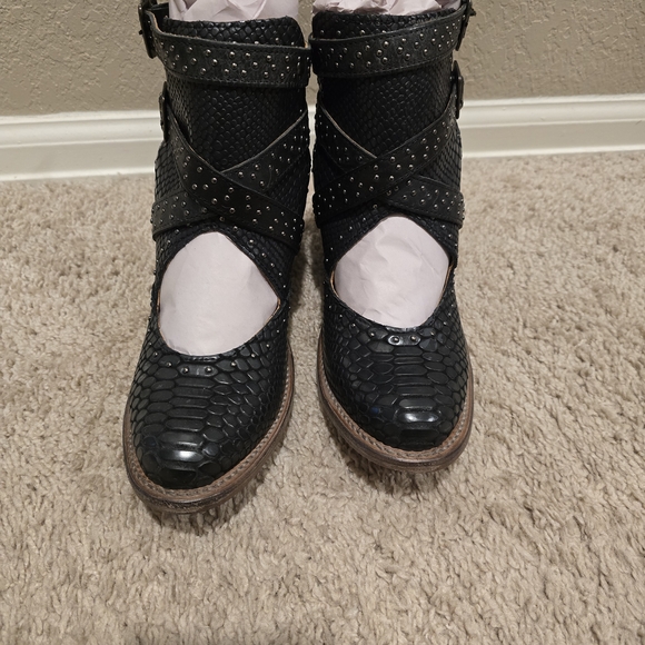 freebird Shoes - freebird saphire boots